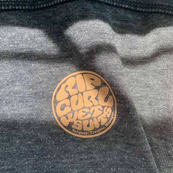 RIPCURL crewneck sweatshirt!! SIZE XS - Picture 4 of 6